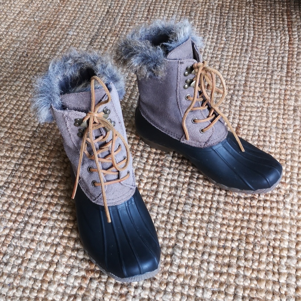 Sperry Top Sider fur and fleece waterproof boots